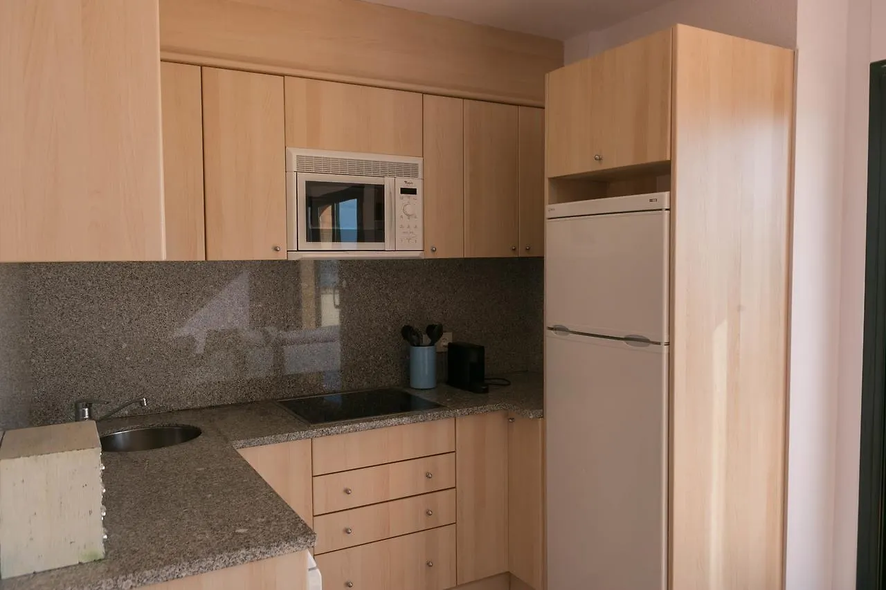2 Bedroom Apartment Close To The Center Of Begur. Terrace And Panoramic Sea Views 西班牙